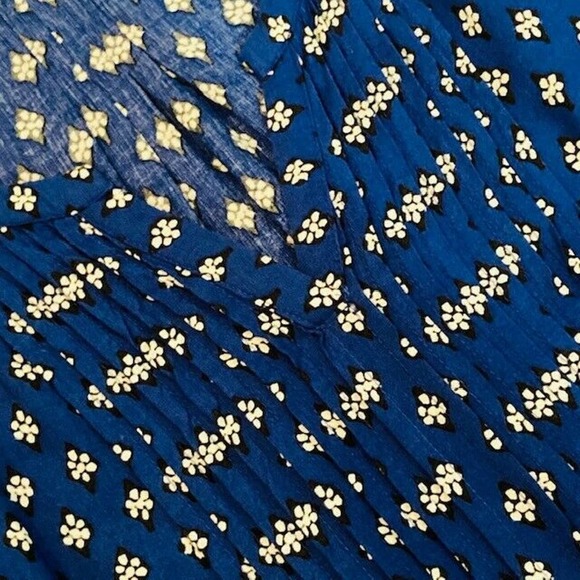 Lucky Women's Small Blue White Black Floral Print Boho Split Neck Blouse Top - Picture 4 of 8